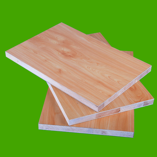 馬六甲生態(tài)板(香柏木) 馬六甲生態(tài)板(香柏木)