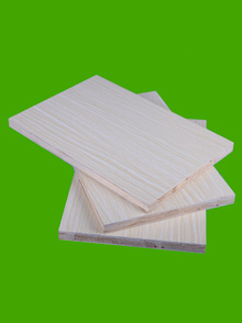 杉木芯生態板(銀絲橡木) 杉木芯生態板(銀絲橡木)